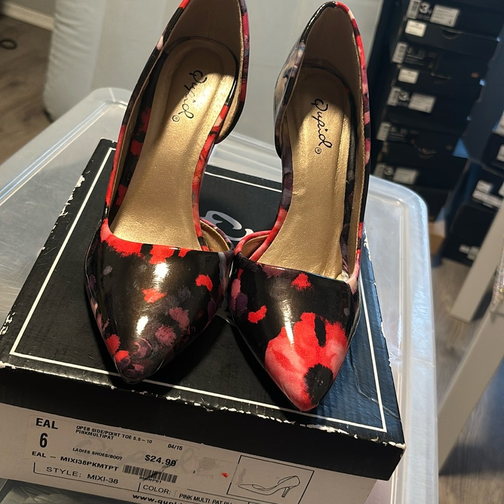 Comes with box